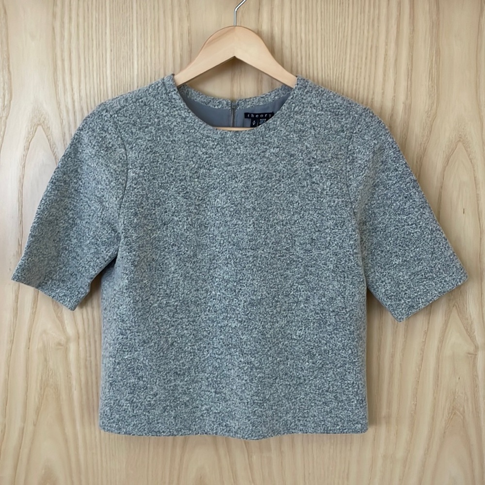 Theory Size S wool cropped short sleeve sweater with zipper.